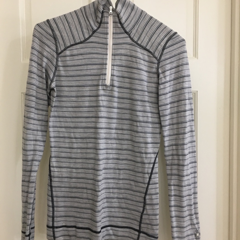 Smart wool gray striped shirt small